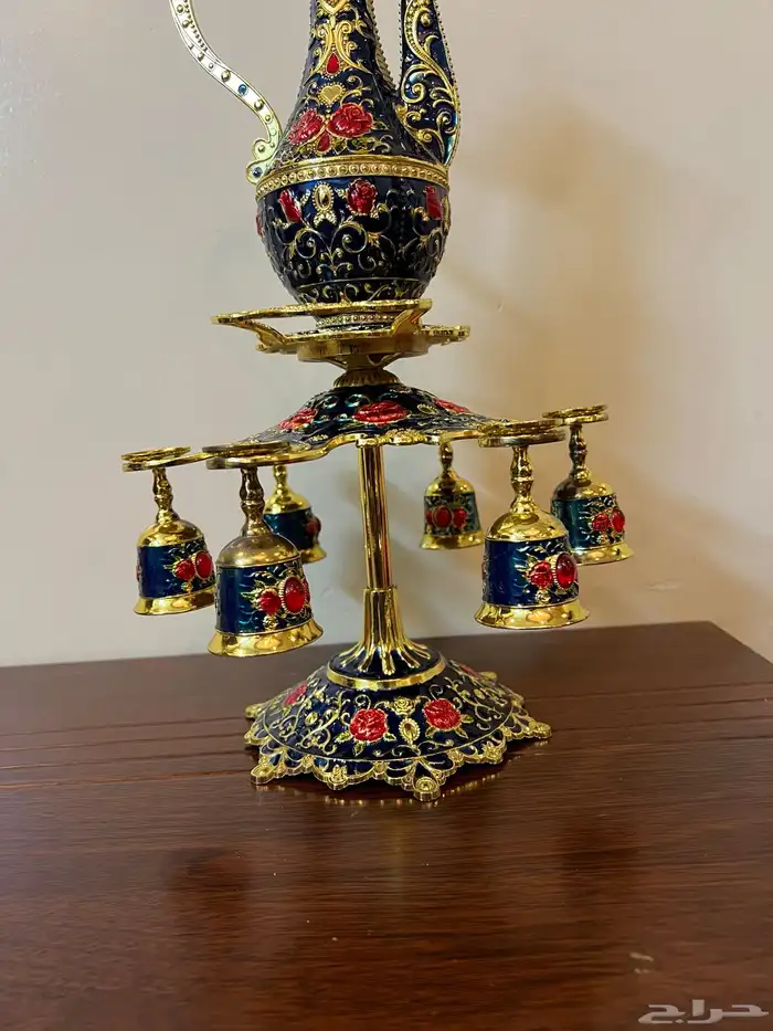 دلة فاخره على شكل تحفه 2