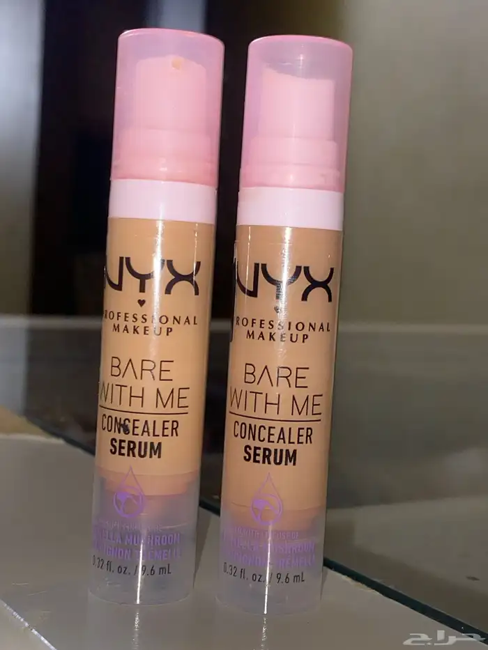 كونسيلر NYX ماستخدمته الا مره وطلع مو زي لون بشرتي اصلي ترا 0