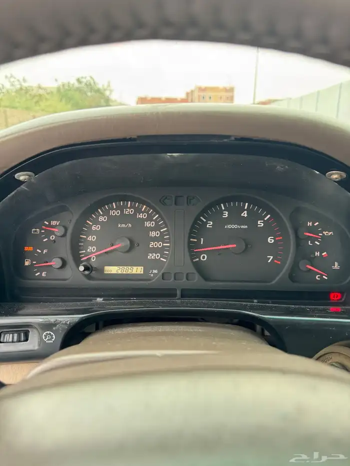 لاندركروزر VXR 99 فل كامل تم البيع 29