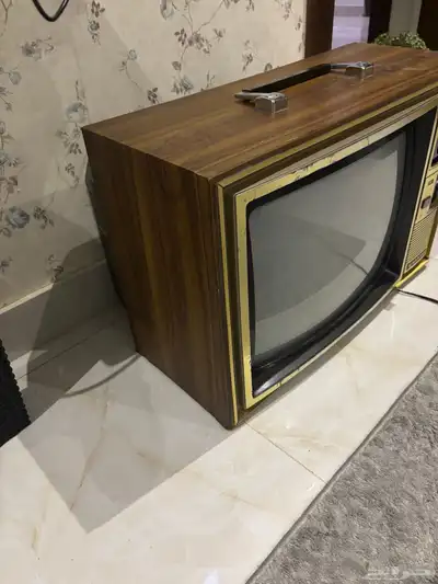 تلفزيون سانيو CTP-5452 نادر   ياباني قديم وعتي 2