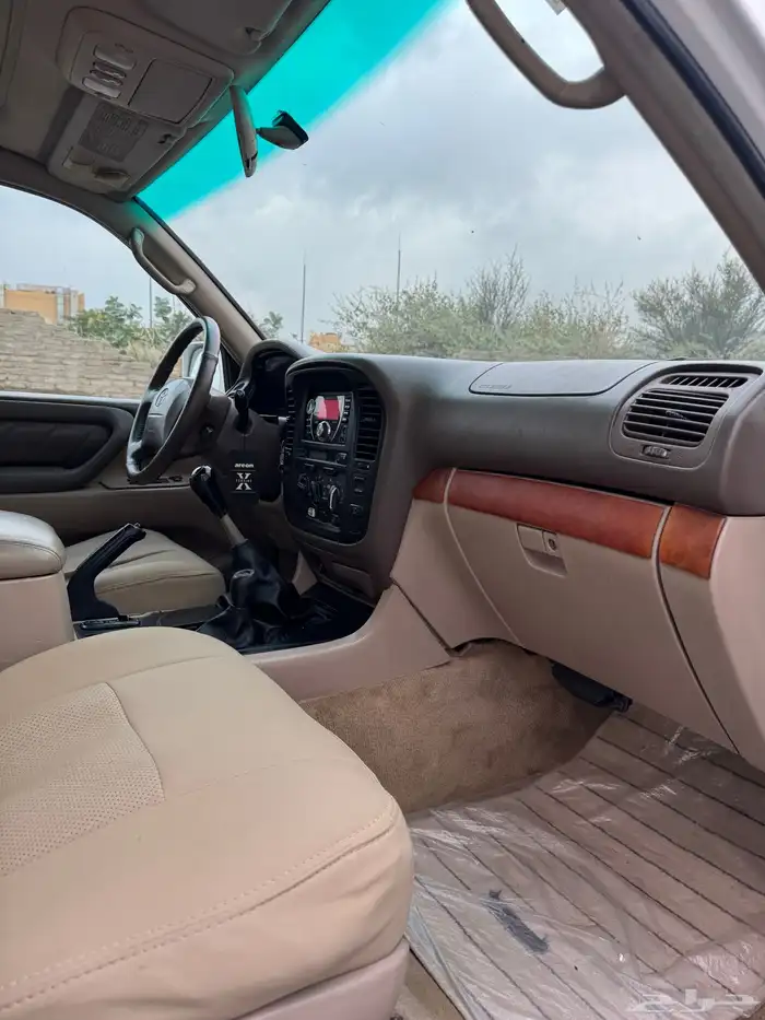 لاندركروزر VXR 99 فل كامل تم البيع 24
