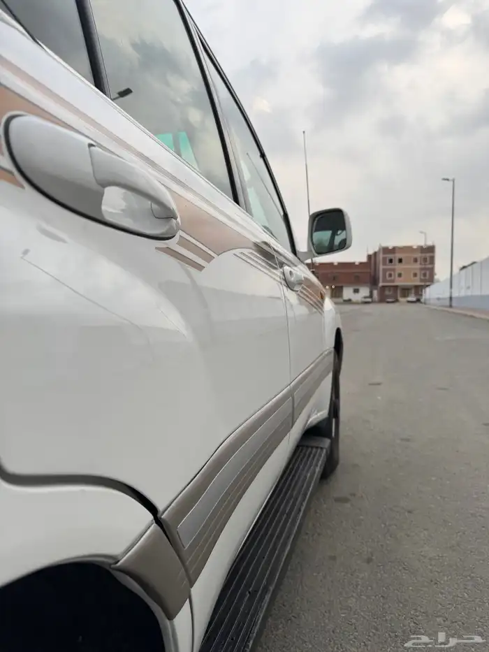 لاندركروزر VXR 99 فل كامل تم البيع 12