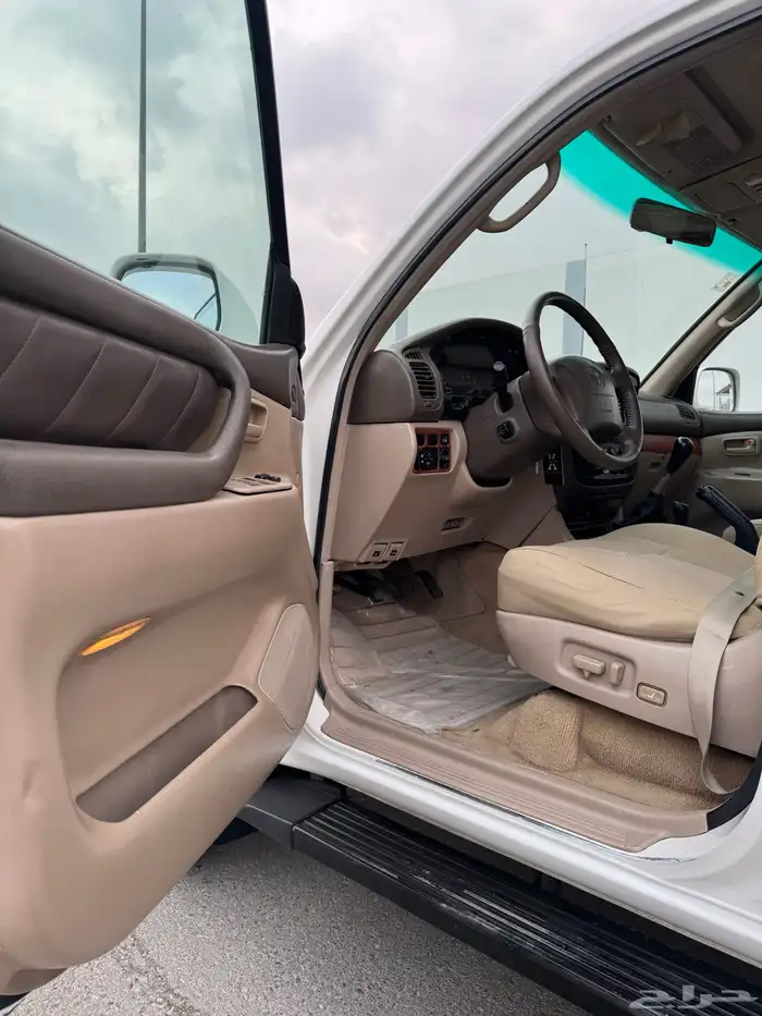 لاندركروزر VXR 99 فل كامل تم البيع 16
