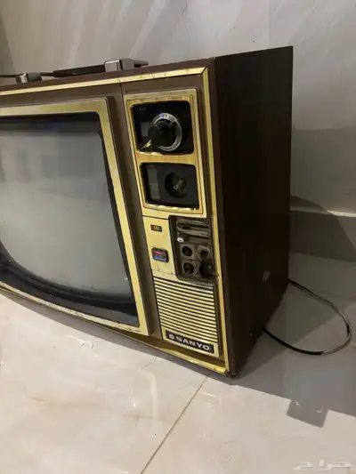 تلفزيون سانيو CTP-5452 نادر   ياباني قديم وعتي 3