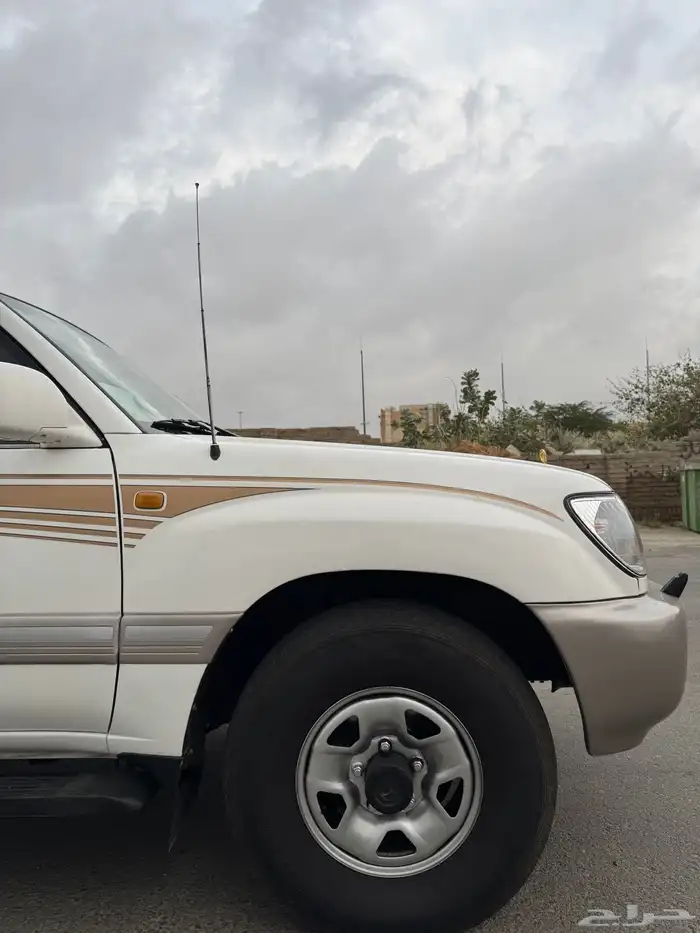 لاندركروزر VXR 99 فل كامل تم البيع 13
