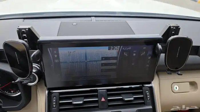 قاعدة جوال لاندكروزر الجديد LC300 2