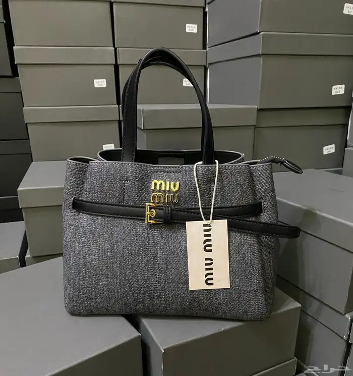 شنط برادا   جيس   كوتش   شانيل توري بورش   مع الملحقات 6