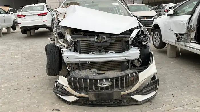 اريزو5 مصدوم بيع قطع غيار فقط 2