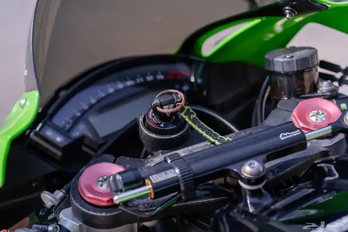 دباب بكوازاكي نينجا 1000- ZX10R أخضر 2016 قوة وأداء رياضي 12