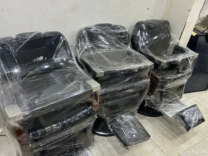 يوجد لدينا أدوات الحلاق 3