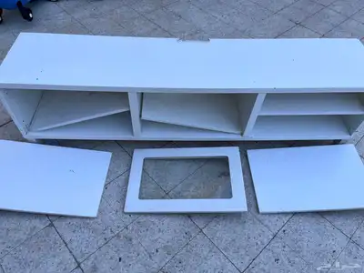 طاولة تلفزيون  أبيض من IKEA 0