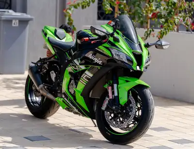دباب بكوازاكي نينجا 1000- ZX10R أخضر 2016 قوة وأداء رياضي index
