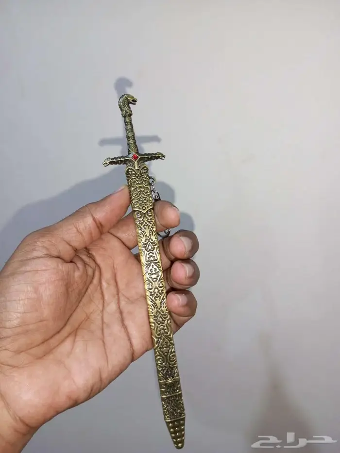 مجسم سيف ديكور 3