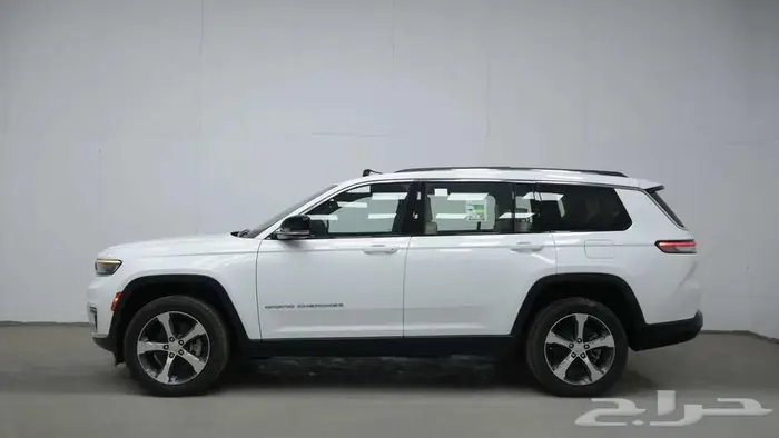 جيب جراند شيروكي ليميتيد 2023 2