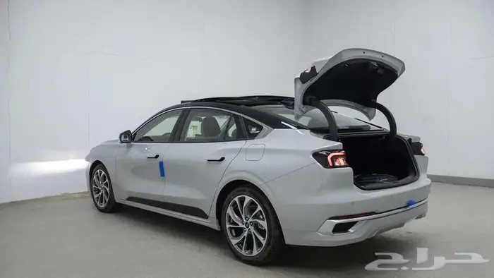 فورد تورس تيتانيوم 2026 4