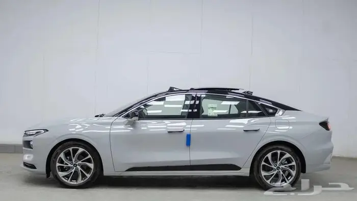 فورد تورس تيتانيوم 2026 3