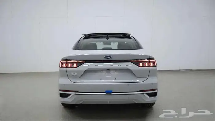 فورد تورس تيتانيوم 2026 2