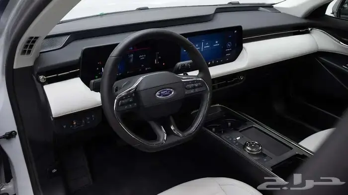 فورد تورس تيتانيوم 2026 8
