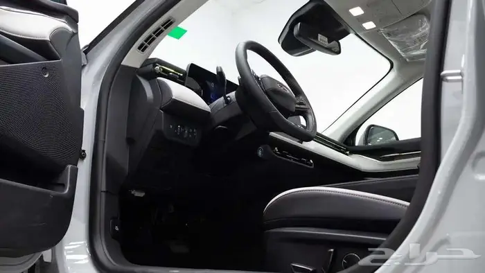 فورد تورس تيتانيوم 2026 10