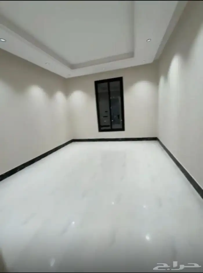 للبيع شقة حي طويق 3
