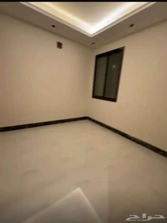 للبيع شقة حي طويق 4
