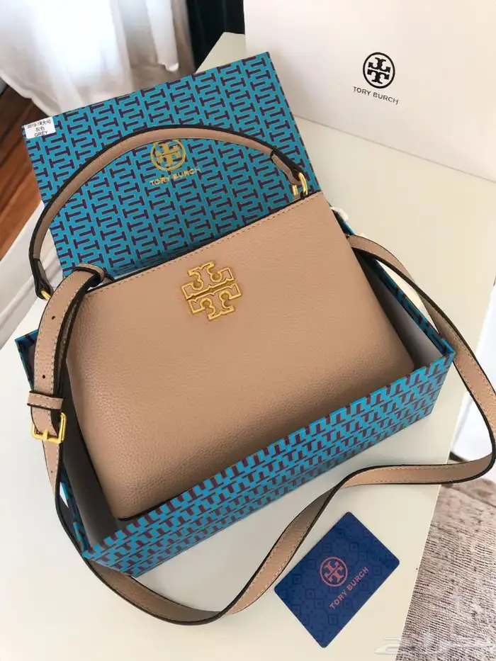 شنط برادا   جيس   كوتش   شانيل توري بورش   مع الملحقات 76