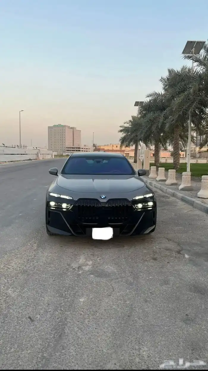 BMW i7 xDrive 760i الفئة السابعة 2