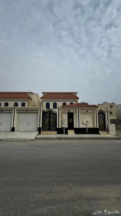 للبيع فيلا في الخبر حي الشراع المساحه 437 1