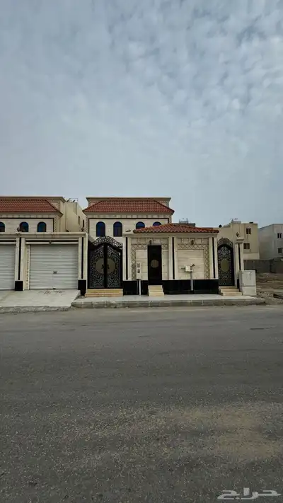 للبيع فيلا في الخبر حي الشراع المساحه 437 2