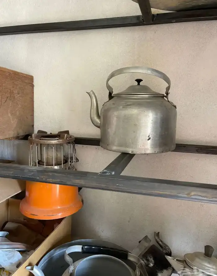 مجموعة معاميل قديمه ومراكي قديمه 4