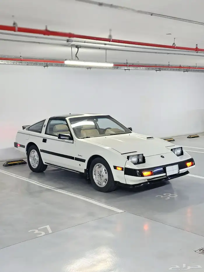 نيسان ZX300 Turbo 1984 5