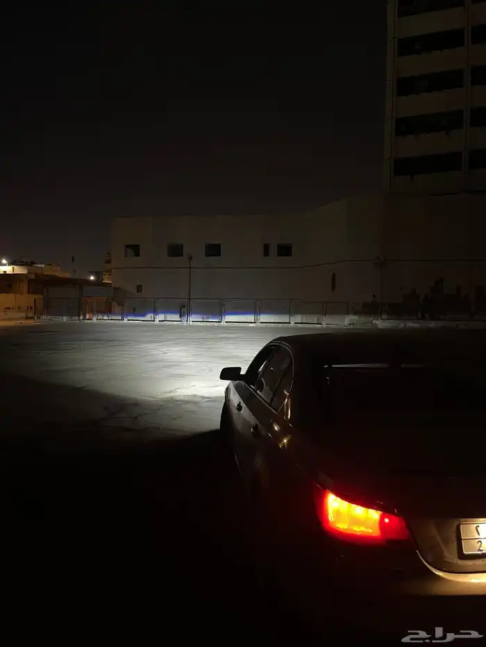 عدسات اماميه( BMW بي ام 525 )2006 3