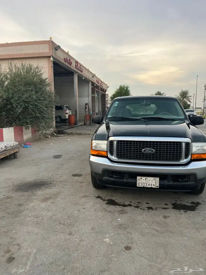 فورد اكسكيرجين عائلية 2001 0