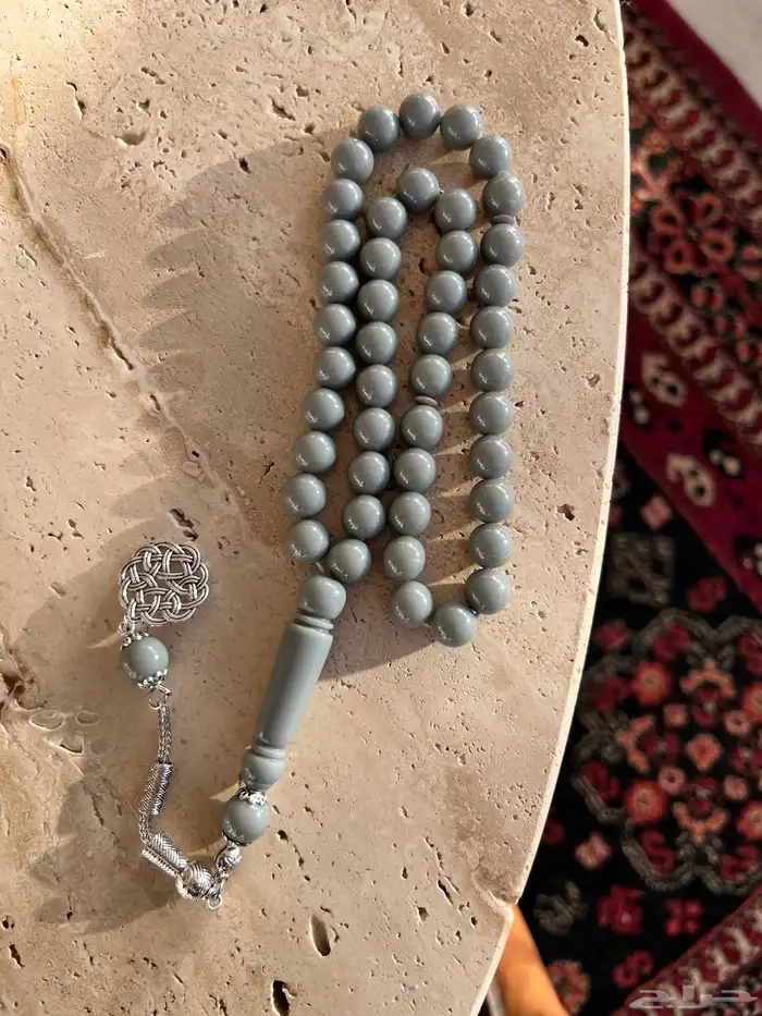 متوفر أنواع من البخور و المسك و السبحات 20