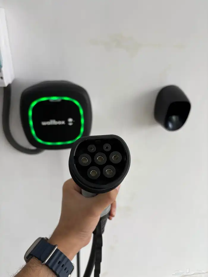 شاحن سيارة كهربائية EV  وولبكس Wallbox 1