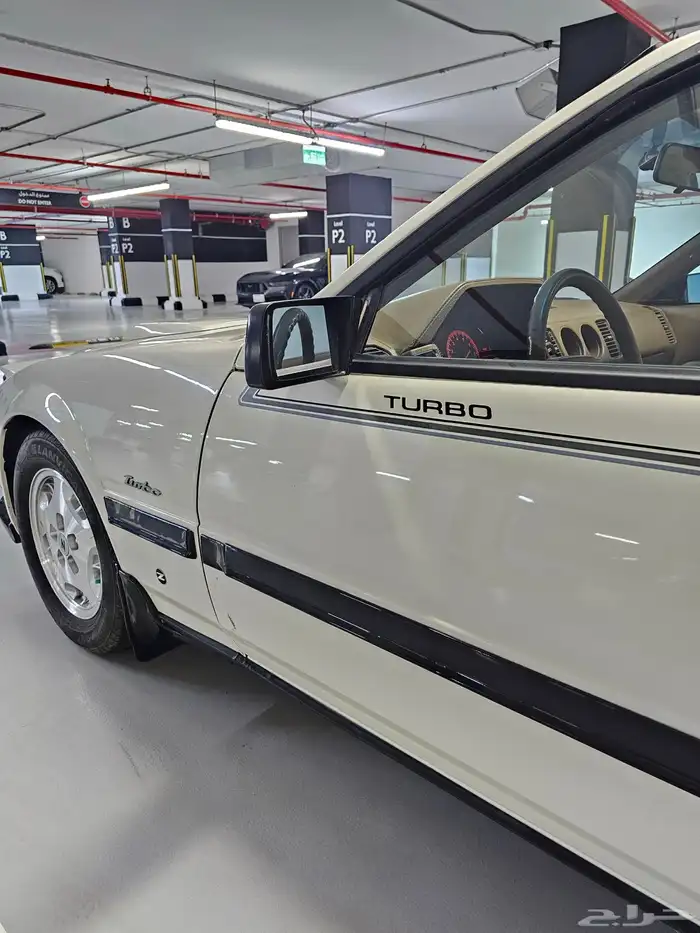 نيسان ZX300 Turbo 1984 10