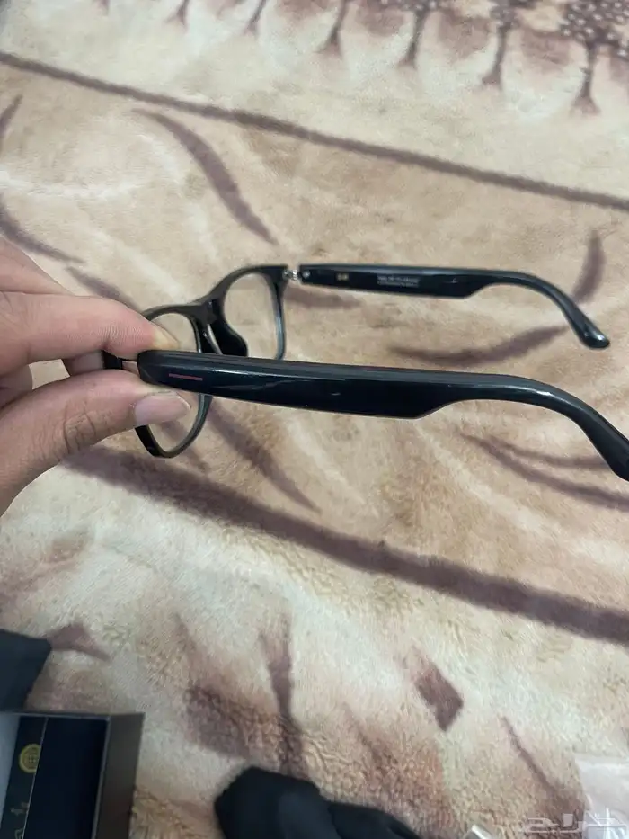 نظاره وسماعه بلتوث بنفس الوقت 0