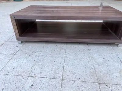 طاولة تلفزيون بتصميم جميل 1