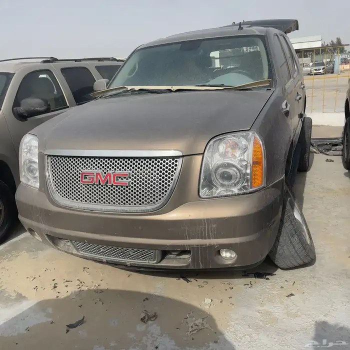 قطع غيار يوكن تشليح 2008 0