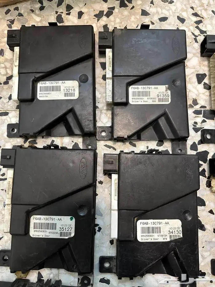 لنكون تاون كار 1990-1997 قطع واكسسوارات 7