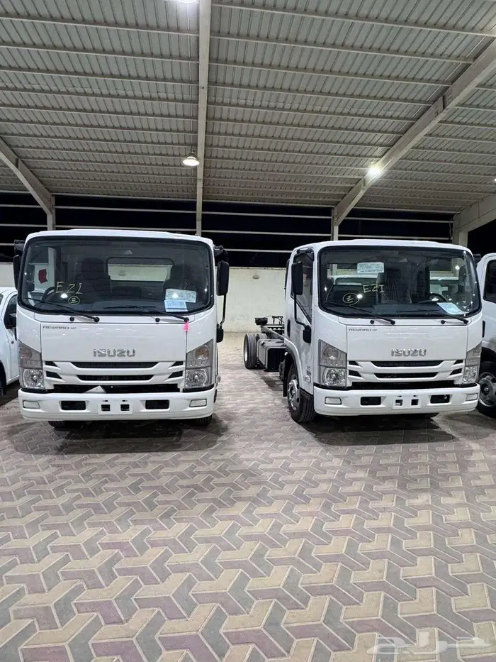 ايسوزو دينا 4طن شاص طويل موديل 2025 5