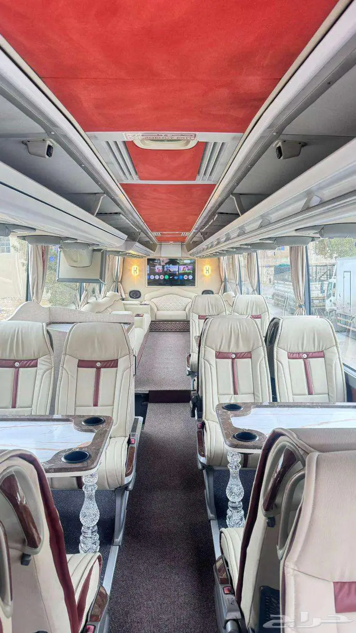 ايجار حافلات مع سائق vip- حافلات نقل موظفين- استقبال وفود 4
