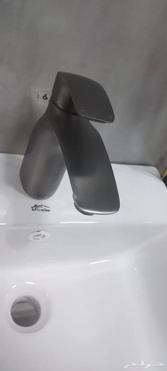 ادوات صحية وسباكة تذهيب وطلاء اسود 9