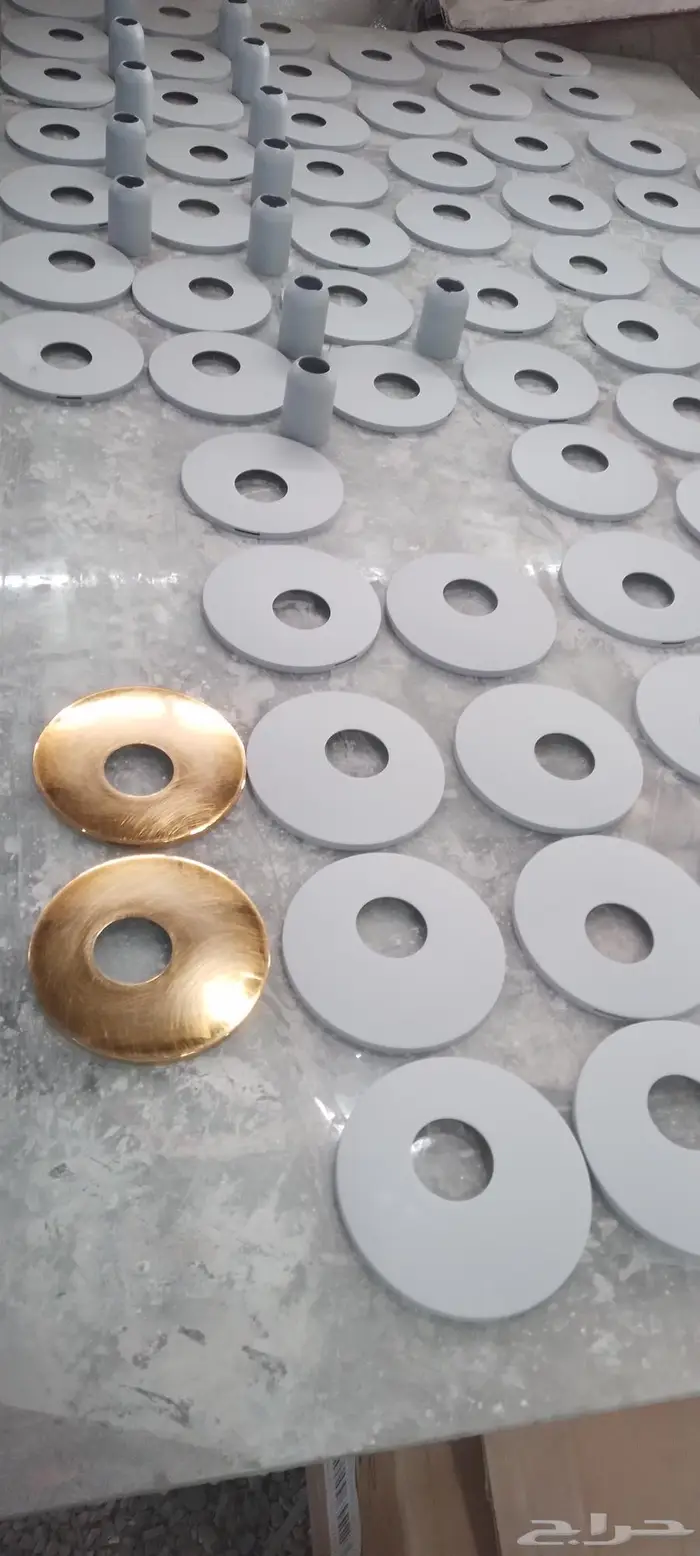 ادوات صحية وسباكة تذهيب وطلاء اسود 5