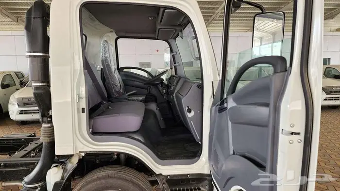 ايسوزو دينا 4طن شاص طويل موديل 2025 3