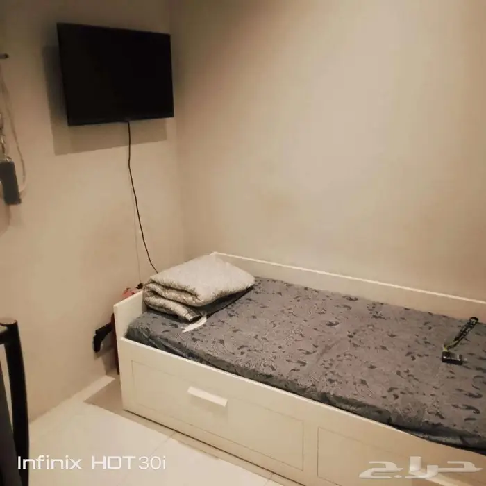 غ مفروشة مع حمام خاص 0