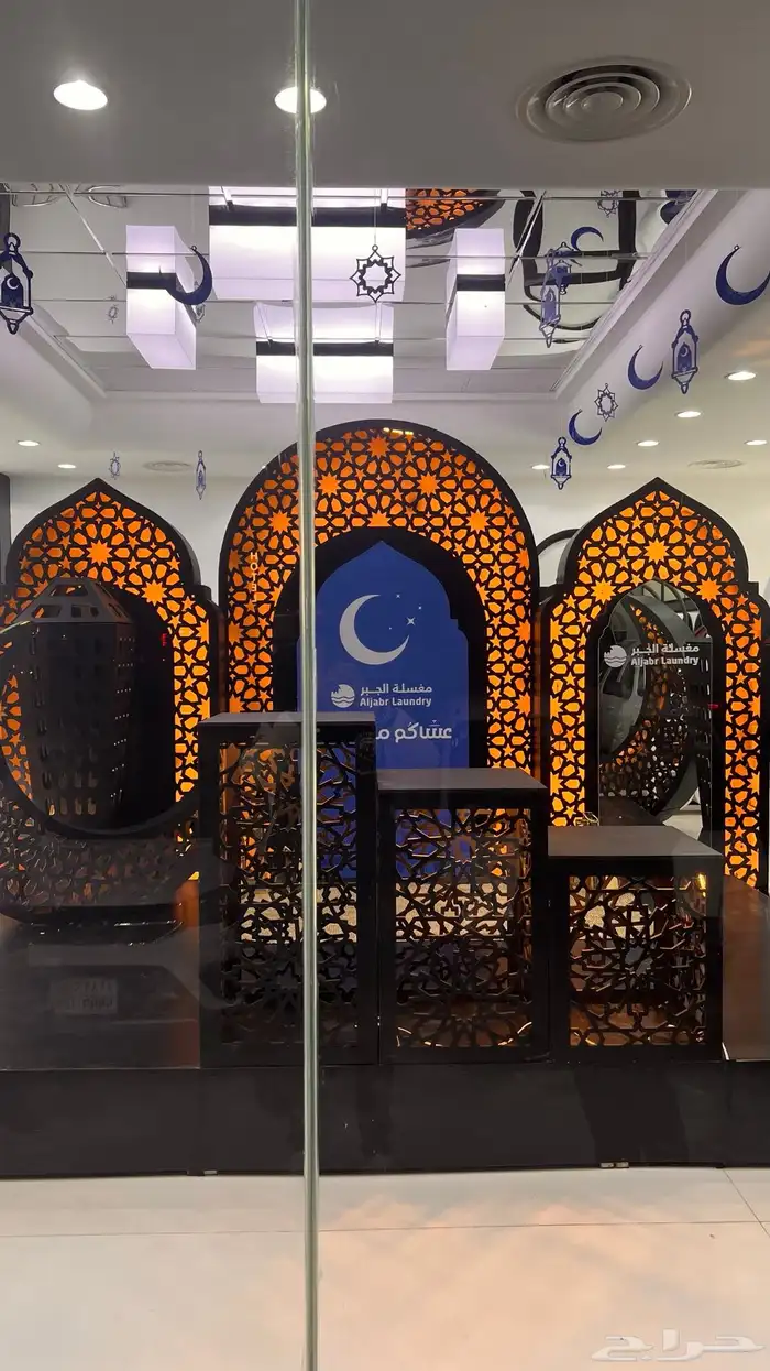 تنفيذ ستاندات خلفيات كورنرات حسب الطلب 1