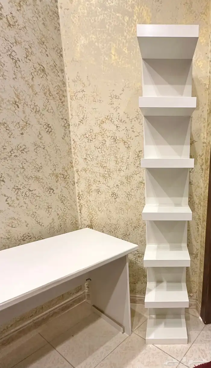 طاولة مذاكرة ورف ايكيا 2