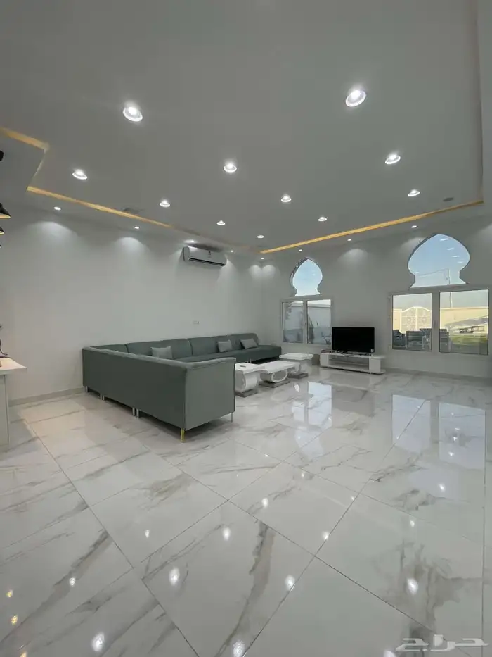 شاليه خلف معارض السيارات عرعر استثمار المساحه 1000 اجار1050 2