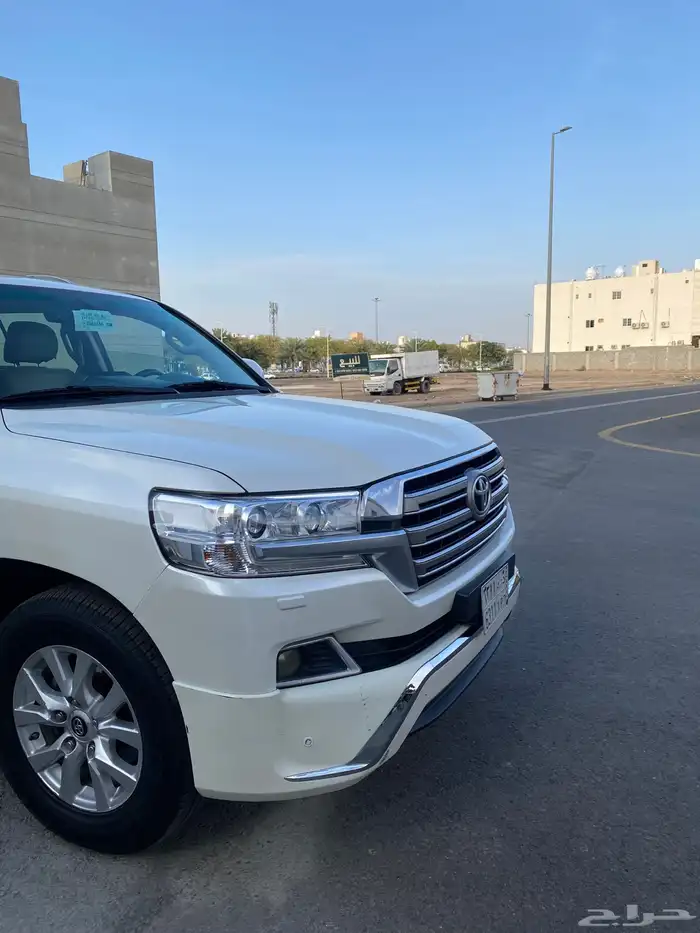 جيب لاندكروزر 2018 GXR3 8